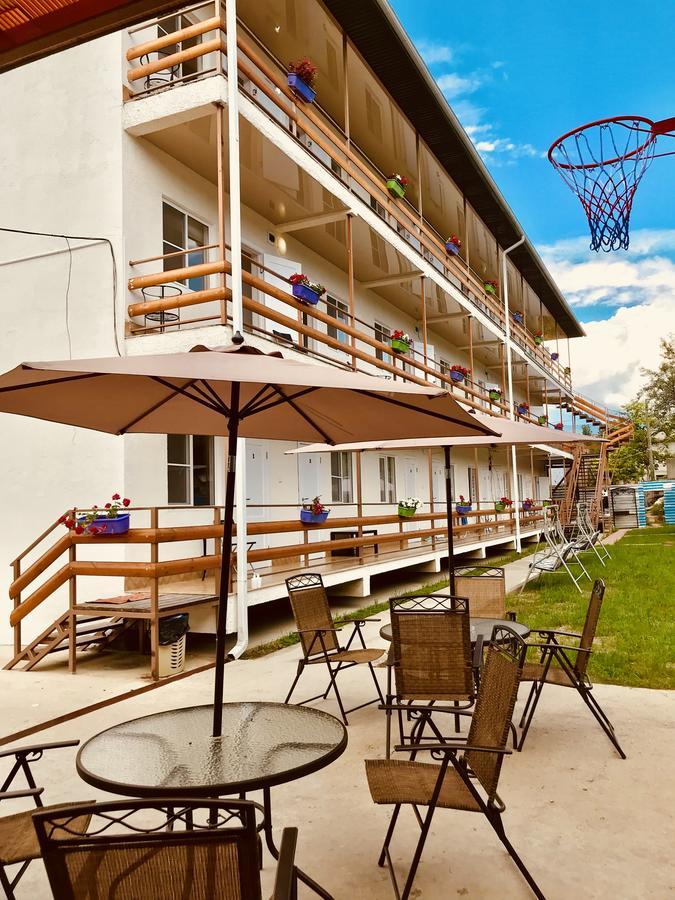 Hotel Abkhazia Tali Sochumi Exterior foto